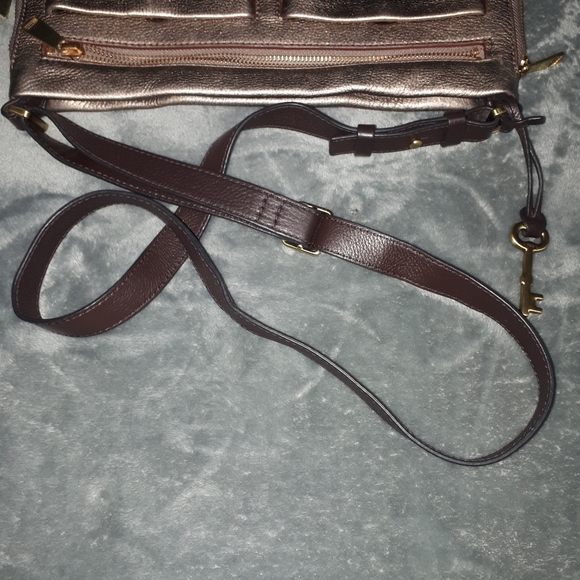 Fossil Piper Metallic Leather Crossbody Purse - Picture 9 of 9